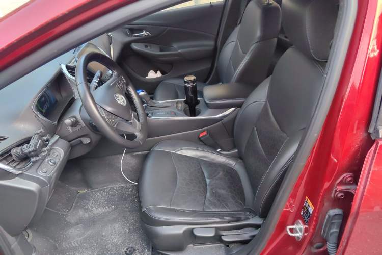 Used Buick VELITE 5 2017 Urban Extended-Range Model Left Front Seat