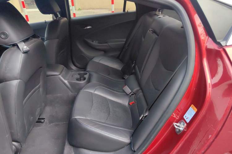 Used Buick VELITE 5 2017 Urban Extended-Range Model Left Rear Seat