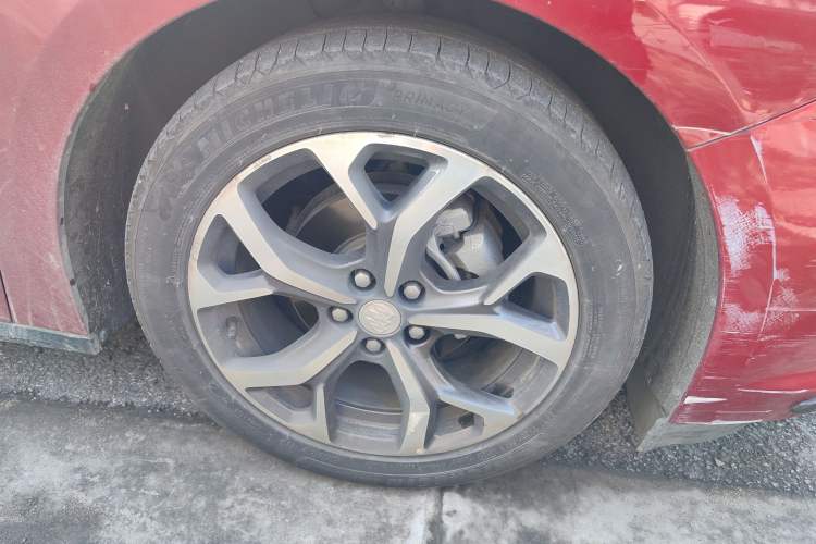 Used Buick VELITE 5 2017 Urban Extended-Range Model Right Front Wheel Hub