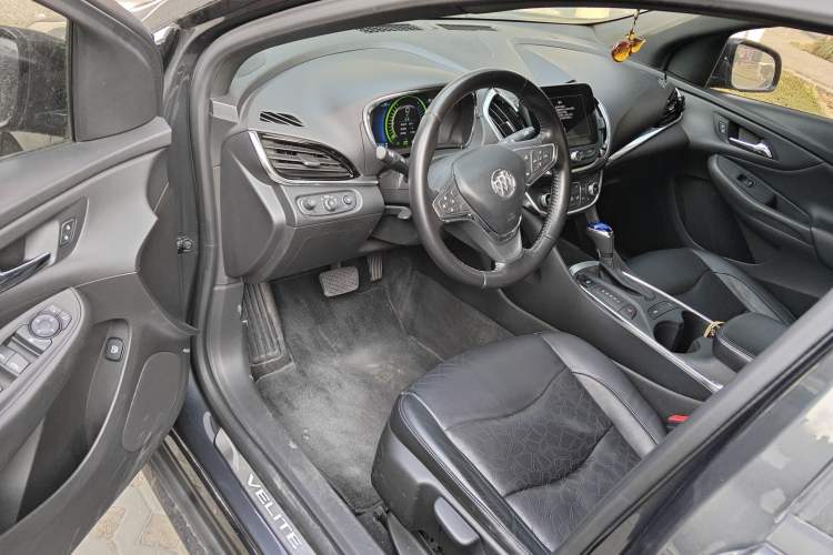 Used Buick VELITE 5 2017 Urban Extended-Range Model Driver Seat