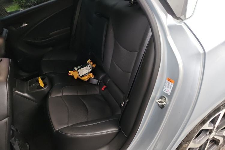 Used Buick VELITE 5 2017 Urban Extended-Range Model Left Rear Seat