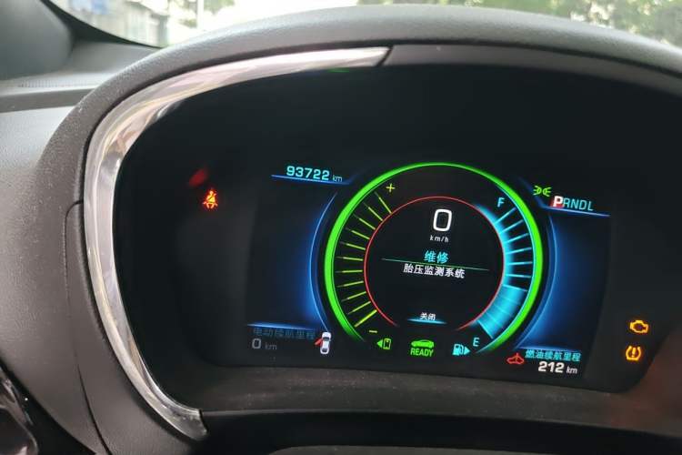 Used Buick VELITE 5 2017 Urban Extended-Range Model Odometer Close Up