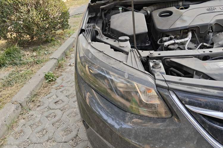 Used Buick VELITE 5 2017 Urban Extended-Range Model Right Front Headlight