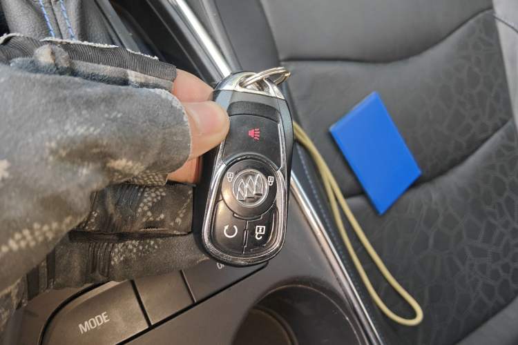 Used Buick VELITE 5 2017 Urban Extended-Range Model Vehicle Key