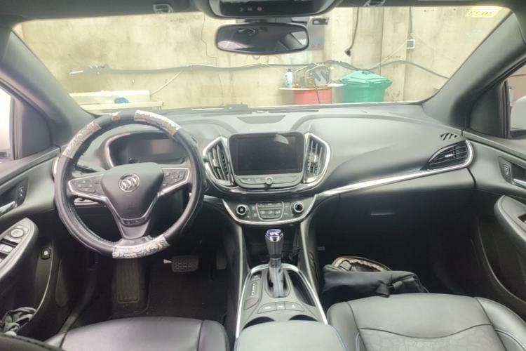 Used Buick VELITE 5 2017 Urban Extended-Range Model Center Console