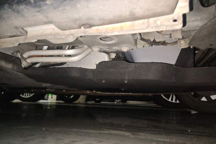 Used Buick VELITE 5 2017 Urban Extended-Range Model Chassis Rear Left