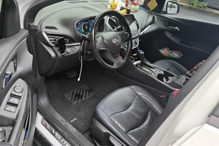Used Buick VELITE 5 2017 Urban Extended-Range Model Driver Seat