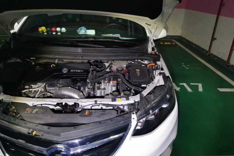 Used Buick VELITE 5 2017 Stylish Extended-Range Model Engine Bay Left