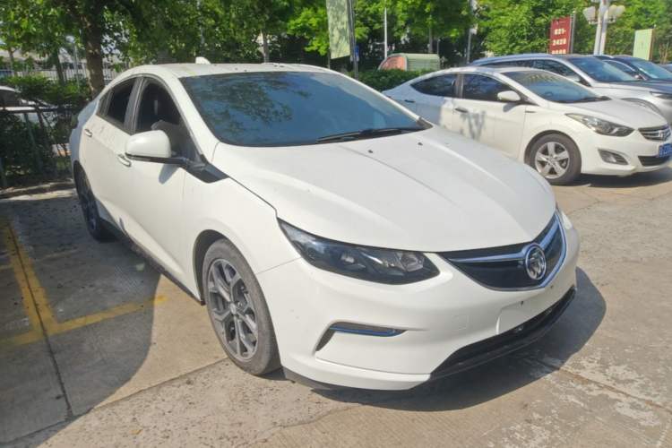 Used Buick VELITE 5 2017 Urban Extended-Range Model Front Right 45 Deg