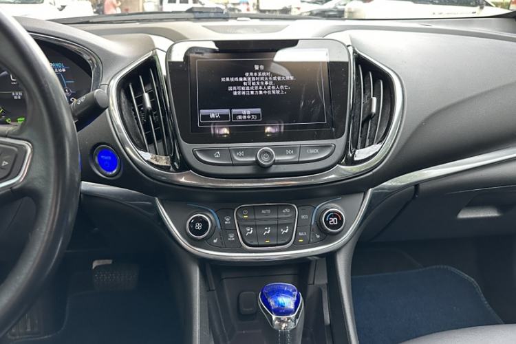 Used Buick VELITE 5 2017 Urban Extended-Range Model Interior 2