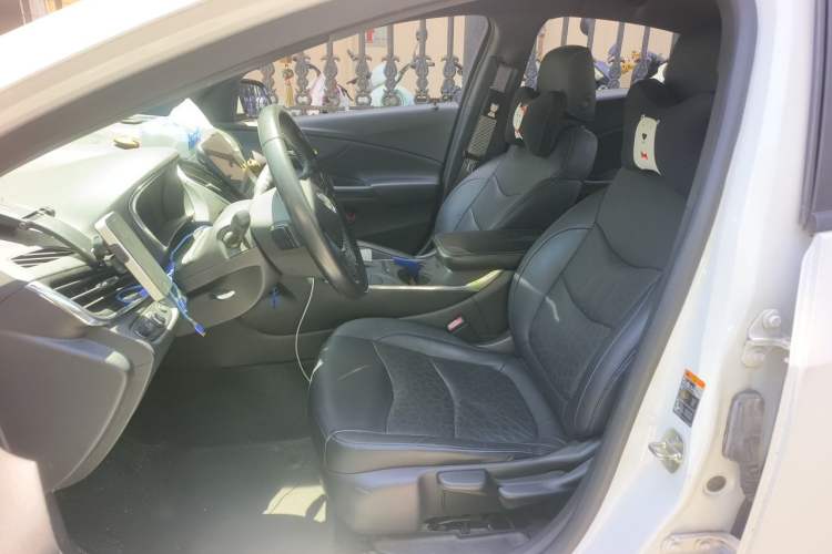 Used Buick VELITE 5 2017 Stylish Extended-Range Model Left Front Seat