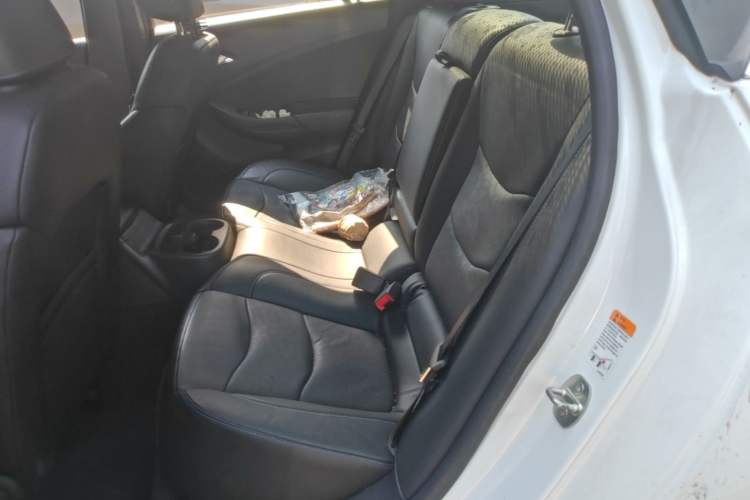 Used Buick VELITE 5 2017 Urban Extended-Range Model Left Rear Seat