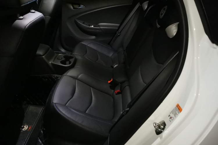 Used Buick VELITE 5 2017 Stylish Extended-Range Model Left Rear Seat