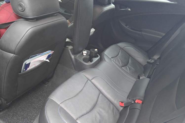Used Buick VELITE 5 2017 Urban Extended-Range Model Left Rear Seat