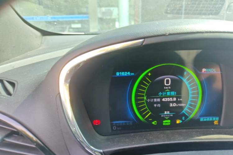 Used Buick VELITE 5 2017 Urban Extended-Range Model Odometer Close Up