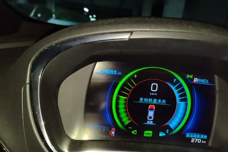 Used Buick VELITE 5 2017 Urban Extended-Range Model Odometer Close Up