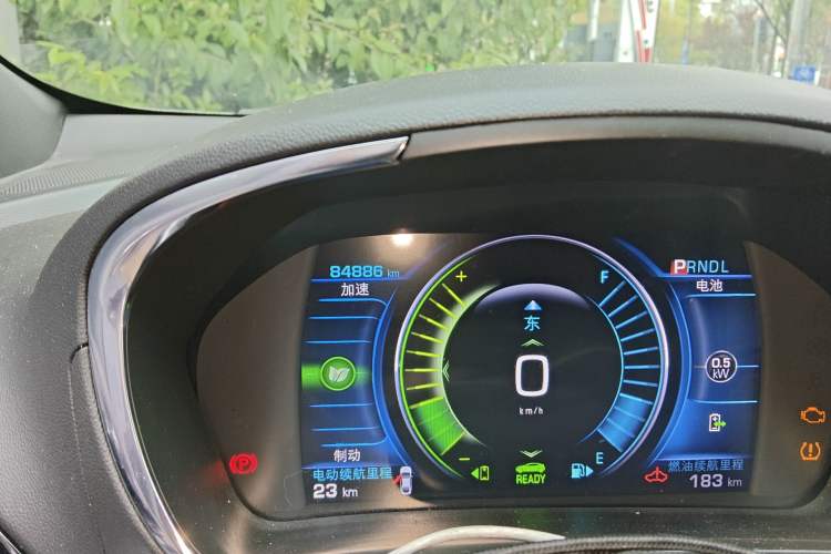 Used Buick VELITE 5 2017 Urban Extended-Range Model Odometer Close Up
