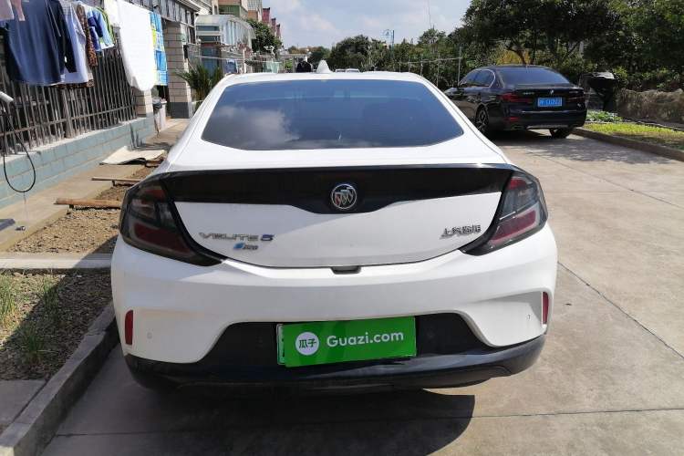 Used Buick VELITE 5 2017 Stylish Extended-Range Model Rear