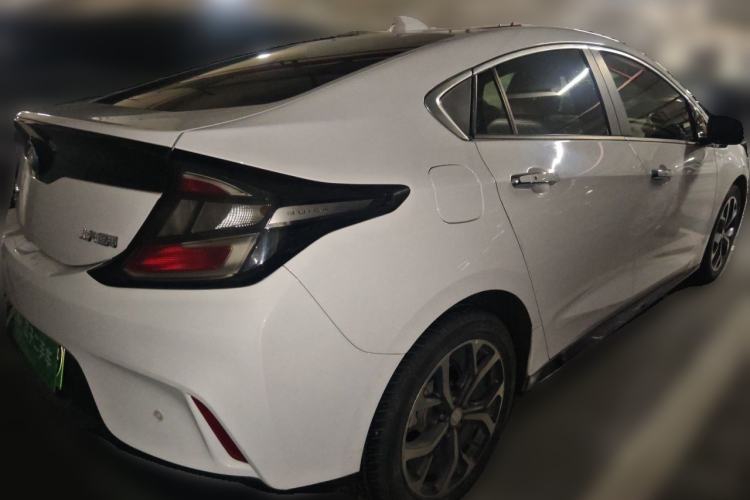 Used Buick VELITE 5 2017 Urban Extended-Range Model Rear Right 45 Deg
