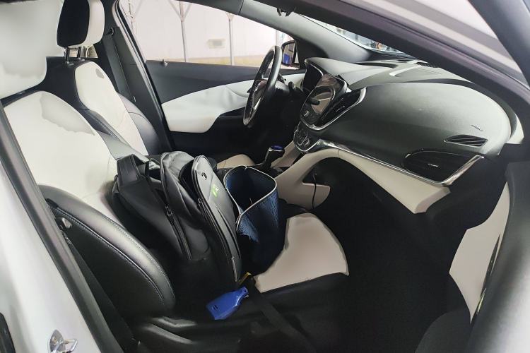 Used Buick VELITE 5 2017 Stylish Extended-Range Model Right Front Seat