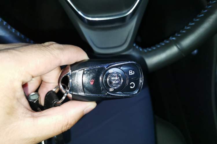 Used Buick VELITE 5 2017 Stylish Extended-Range Model Vehicle Key