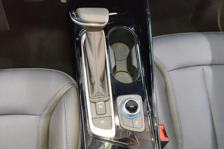 Used Buick Velite 6 2022 Plug-in Hybrid Connected Smart Edition Gear Lever