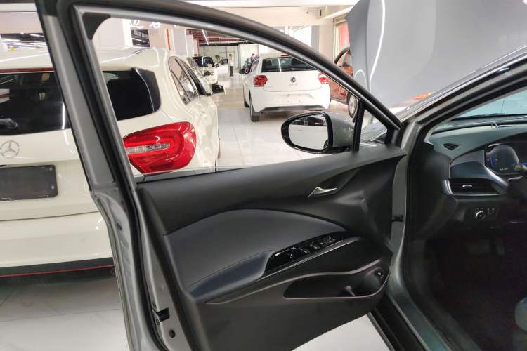Used Buick Velite 6 2022 Plug-in Hybrid Connected Smart Edition Interior 7