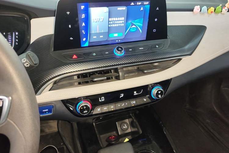 Used Buick Velite 6 2019 Connected & Smart Edition Audio And AC Panel