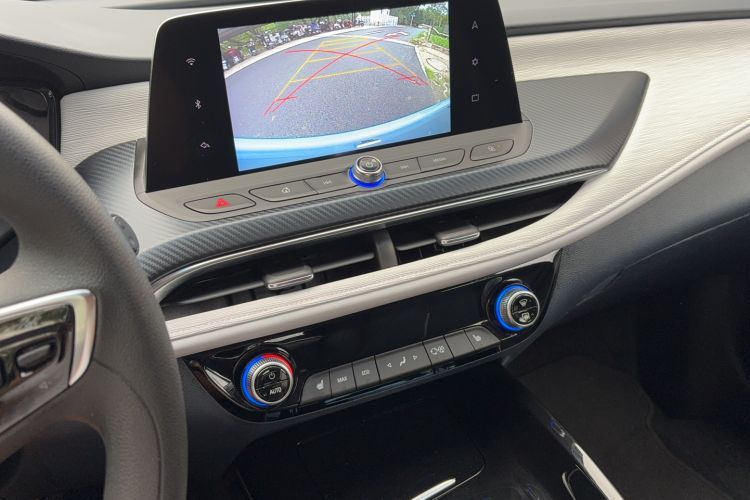 Used Buick Velite 6 2019 Connected & Smart Edition Audio And AC Panel