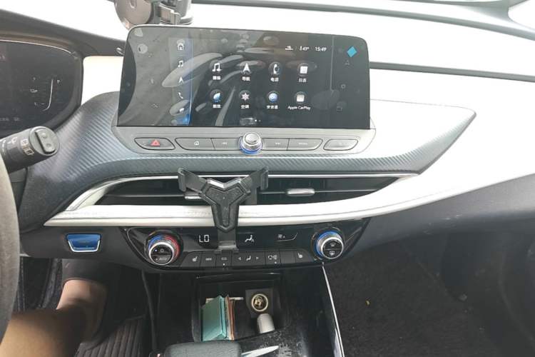 Used Buick Velite 6 2019 Connected & Smart Edition Audio And AC Panel