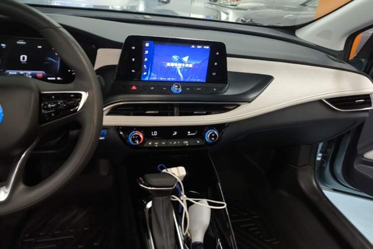 Used Buick Velite 6 2019 Connected & Smart Edition Audio And AC Panel