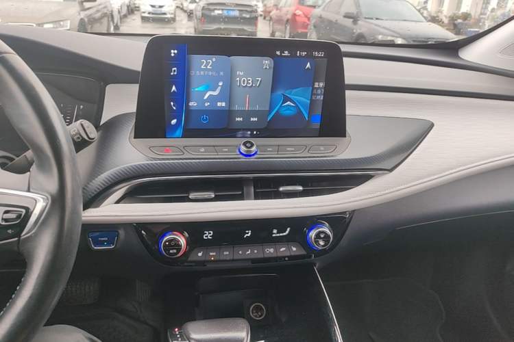 Used Buick Velite 6 2019 Connected & Smart Audio And AC Panel
