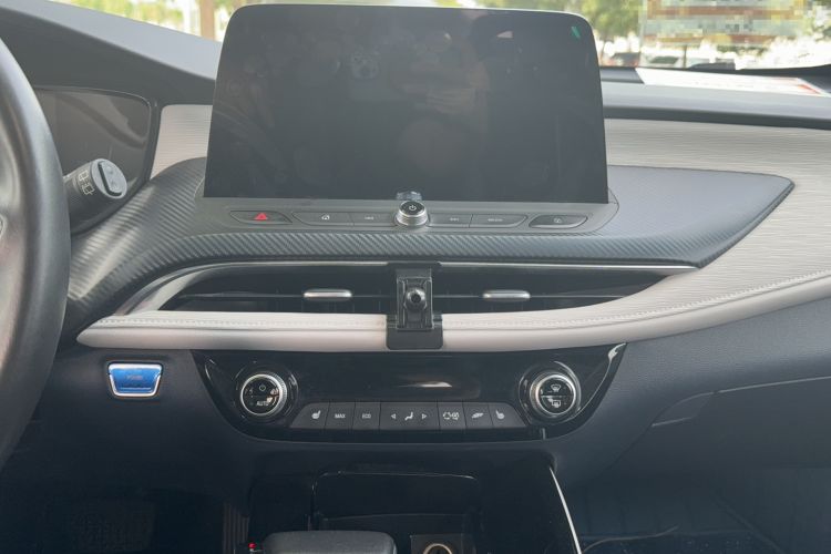 Used Buick Velite 6 2019 Connected & Smart Audio And AC Panel