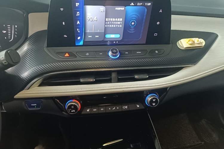 Used Buick Velite 6 2019 Connected & Smart Edition Audio And AC Panel