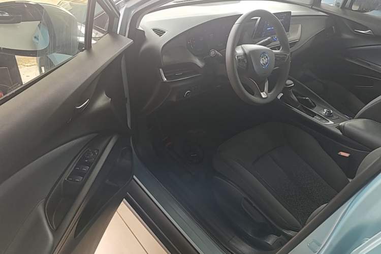 Used Buick Velite 6 2019 Connected Fashion Model Driver Seat