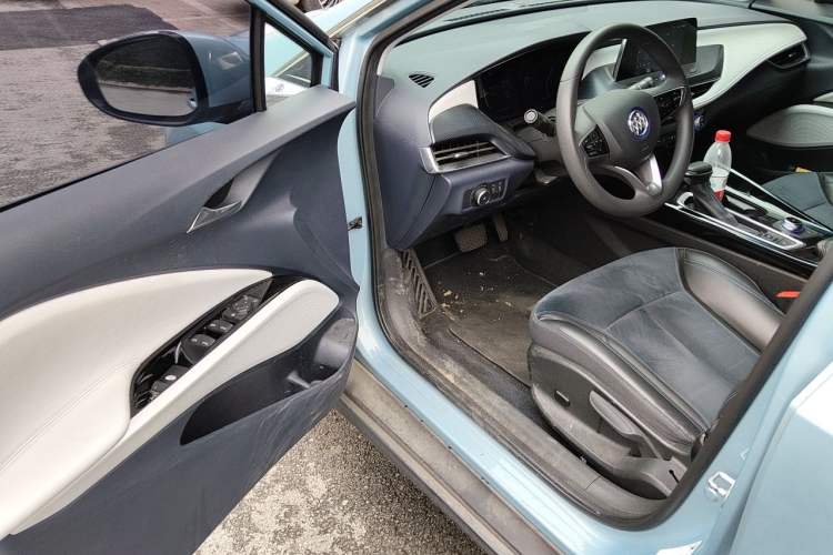 Used Buick Velite 6 2019 Connected & Smart Edition Driver Seat