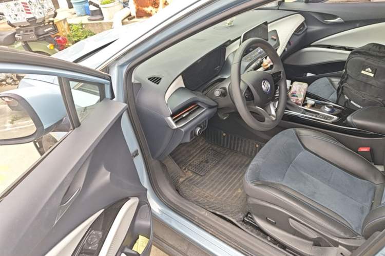Used Buick Velite 6 2019 Connected & Smart Edition Driver Seat