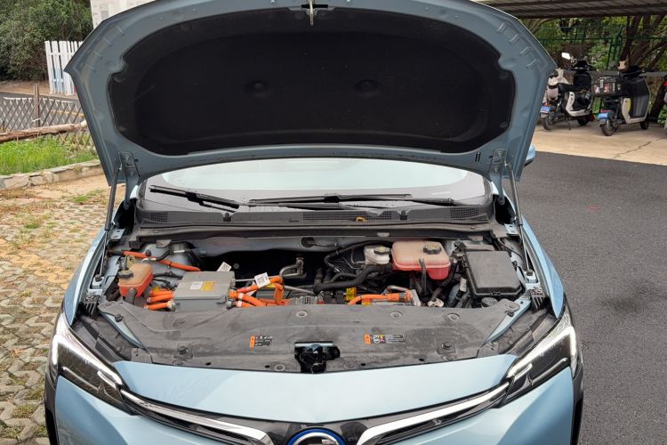 Used Buick Velite 6 2019 Connected & Smart Edition Engine Bay