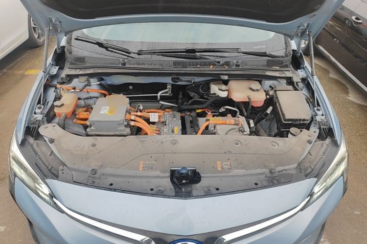 Used Buick Velite 6 2019 Connected & Smart Engine Bay