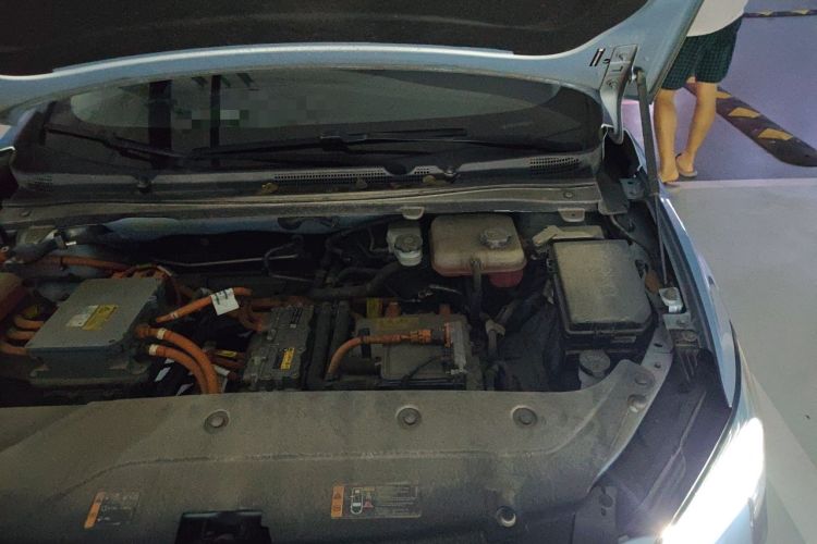 Used Buick Velite 6 2019 Connected & Smart Edition Engine Bay Left