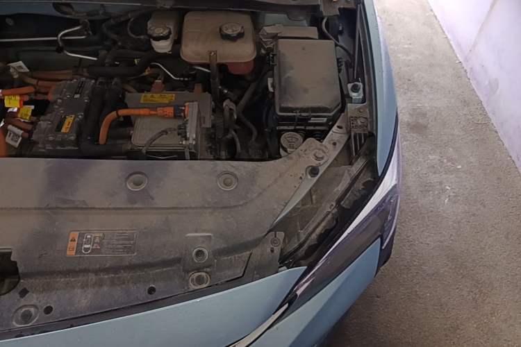 Used Buick Velite 6 2019 Connected & Smart Engine Bay Left