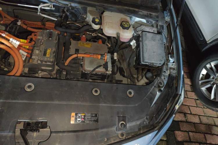 Used Buick Velite 6 2019 Connected & Smart Engine Bay Left