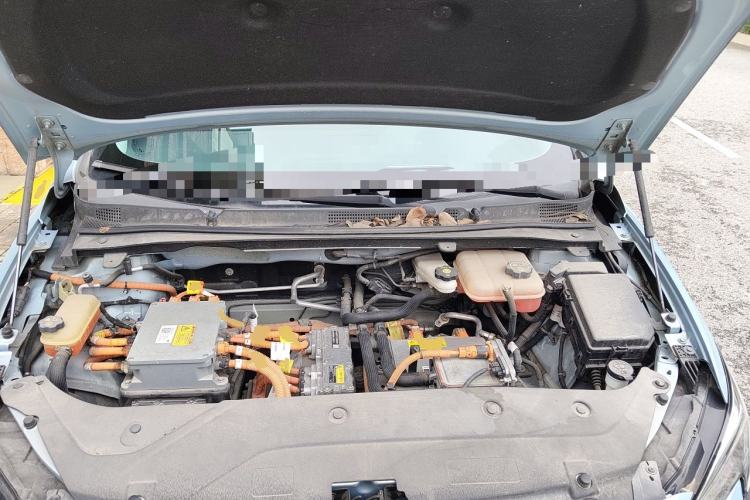Used Buick Velite 6 2019 Connected & Smart Edition Engine Bay