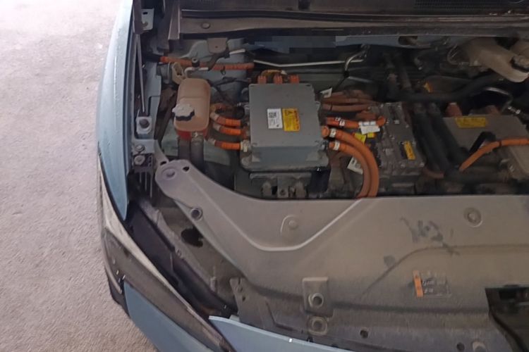 Used Buick Velite 6 2019 Connected & Smart Engine Bay Right