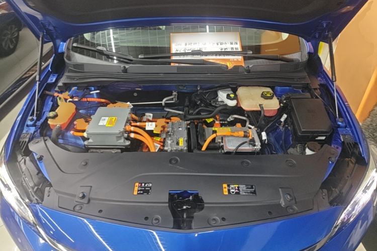 Used Buick Velite 6 2019 Connected & Smart Engine Bay