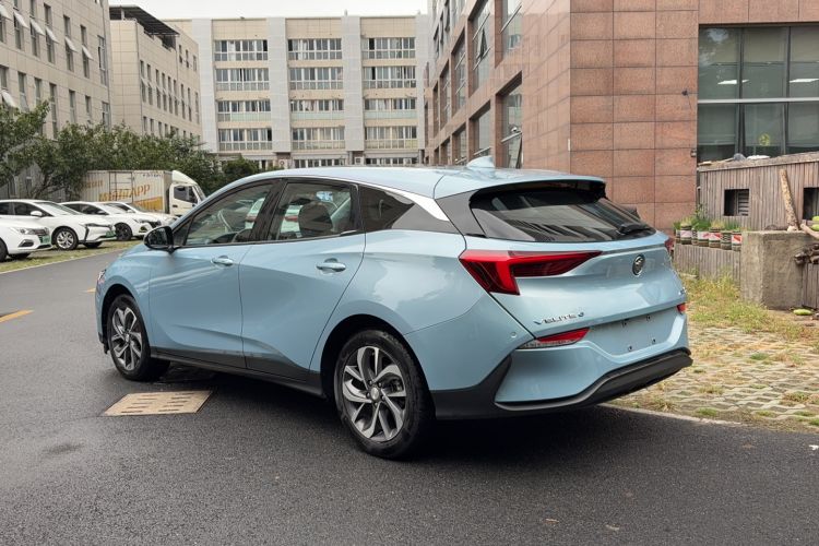Used Buick Velite 6 2019 Connected & Smart Edition Exterior 4