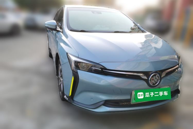 Used Buick Velite 6 2019 Connected & Smart Front Right 45 Deg