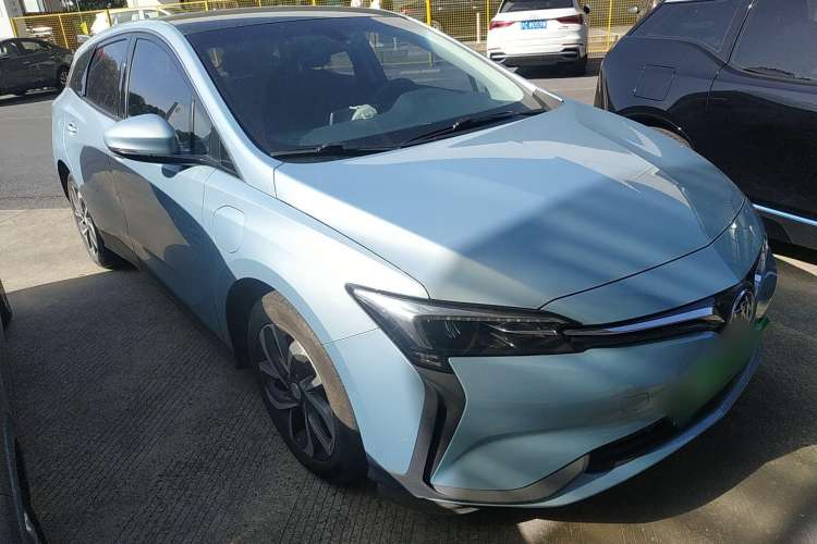 Used Buick Velite 6 2019 Connected & Smart Edition Front Right 45 Deg