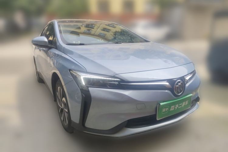 Used Buick Velite 6 2019 Connected & Smart Edition Front Right 45 Deg