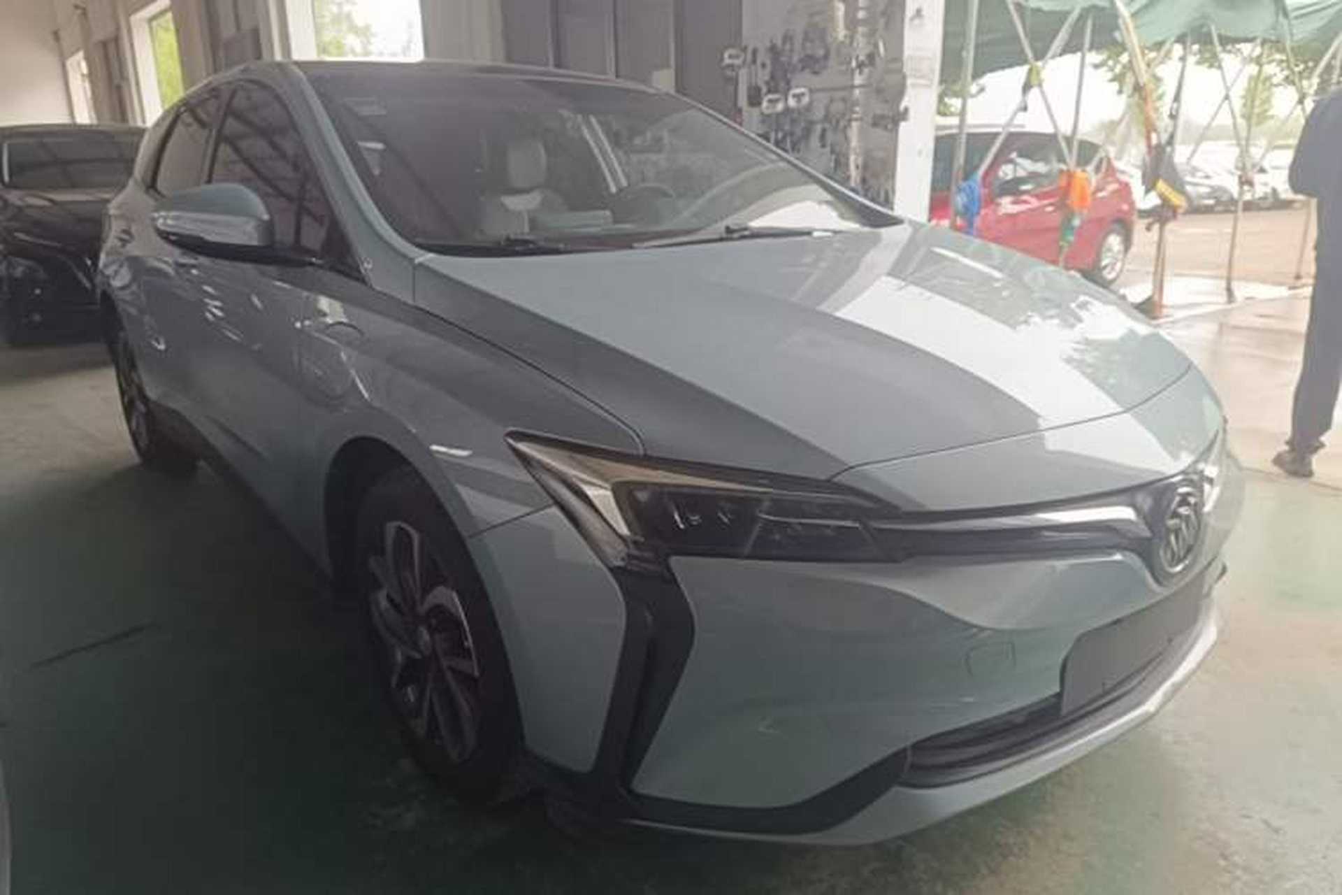 Used Buick Velite 6 2019 Connected & Smart Edition Front Right 45 Deg